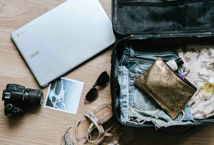 Comment  Organiser ses vêtements dans une valise