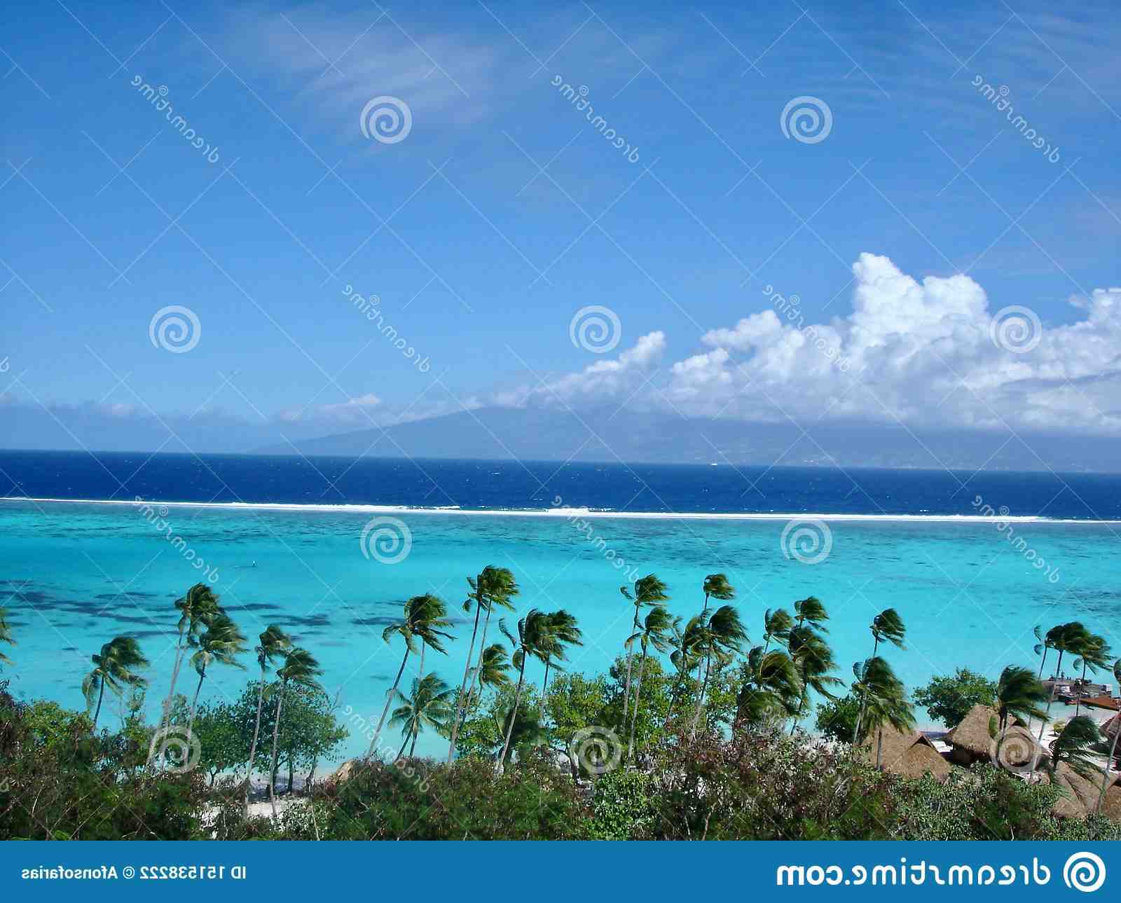 Является ли Новая Каледония французским департаментом?