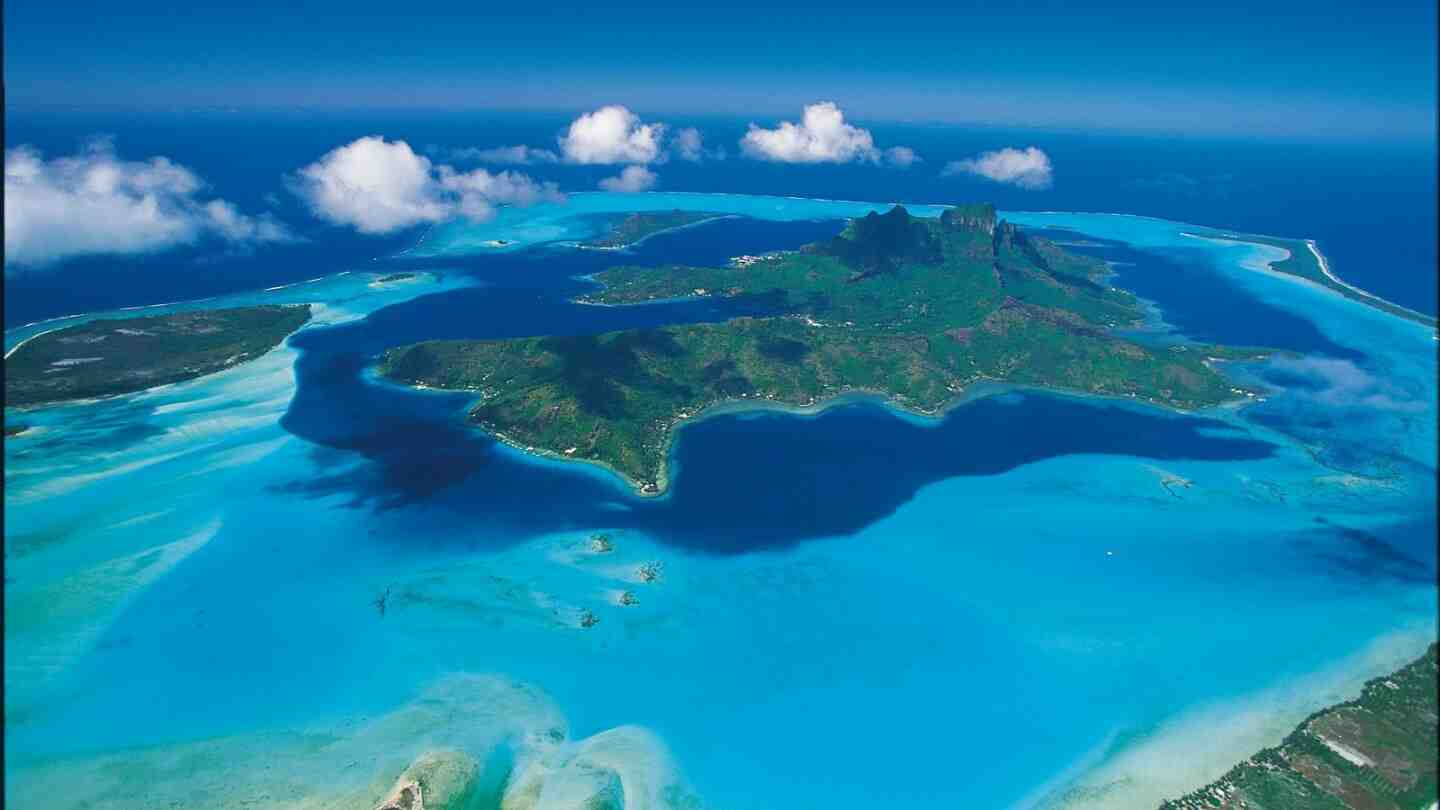 Siapa yang mengantarkan Tahiti?