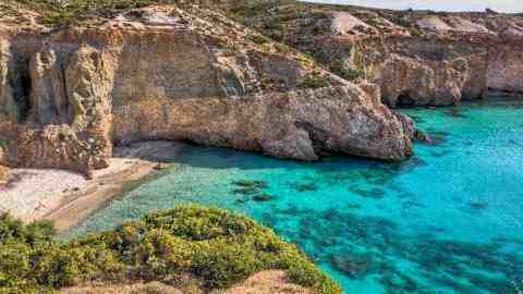 Де найтепліша вода в Греції?