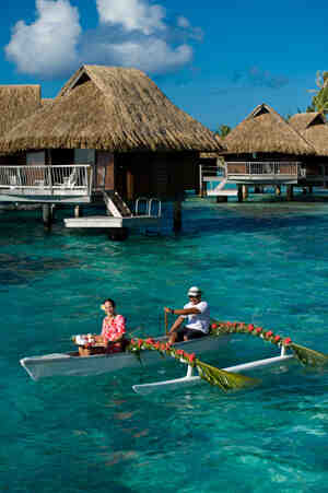 Vilken flygplats ska man åka till Bora Bora?