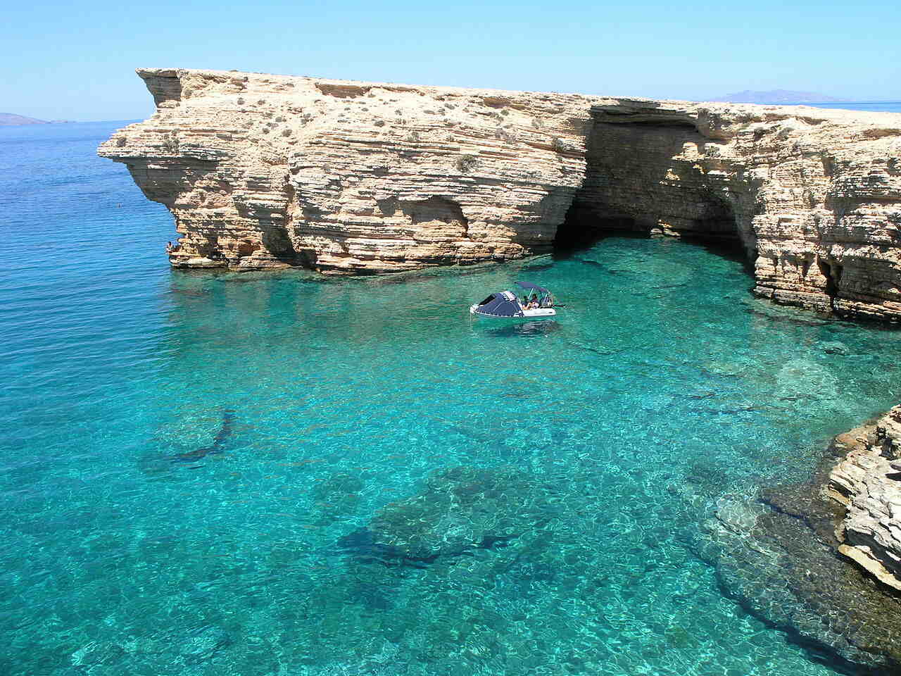 Santorini'nin iyi plajları hangileridir?