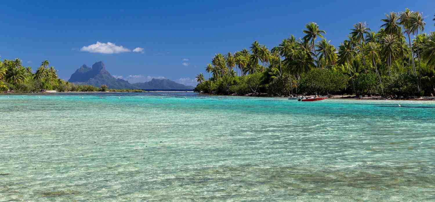 Bagaimana cara pergi dari Papeete ke Tahaa?