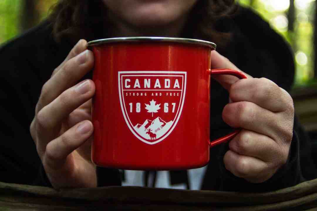 Quelles sont les pièces à fournir pour faire un dossier de demande de visa au Canada ?