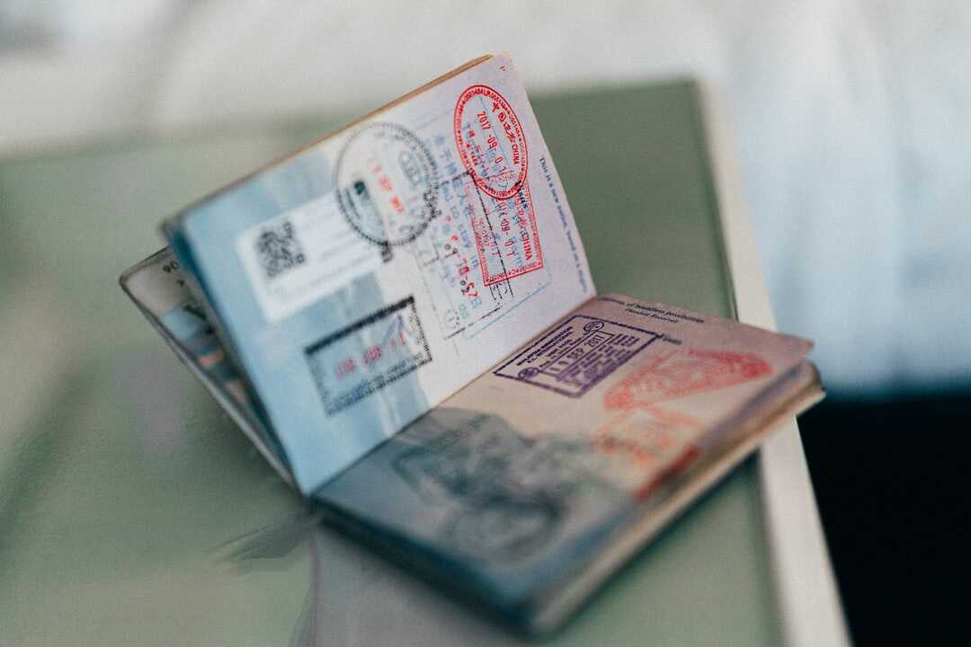 Un passeport français est valable 10 ans.
