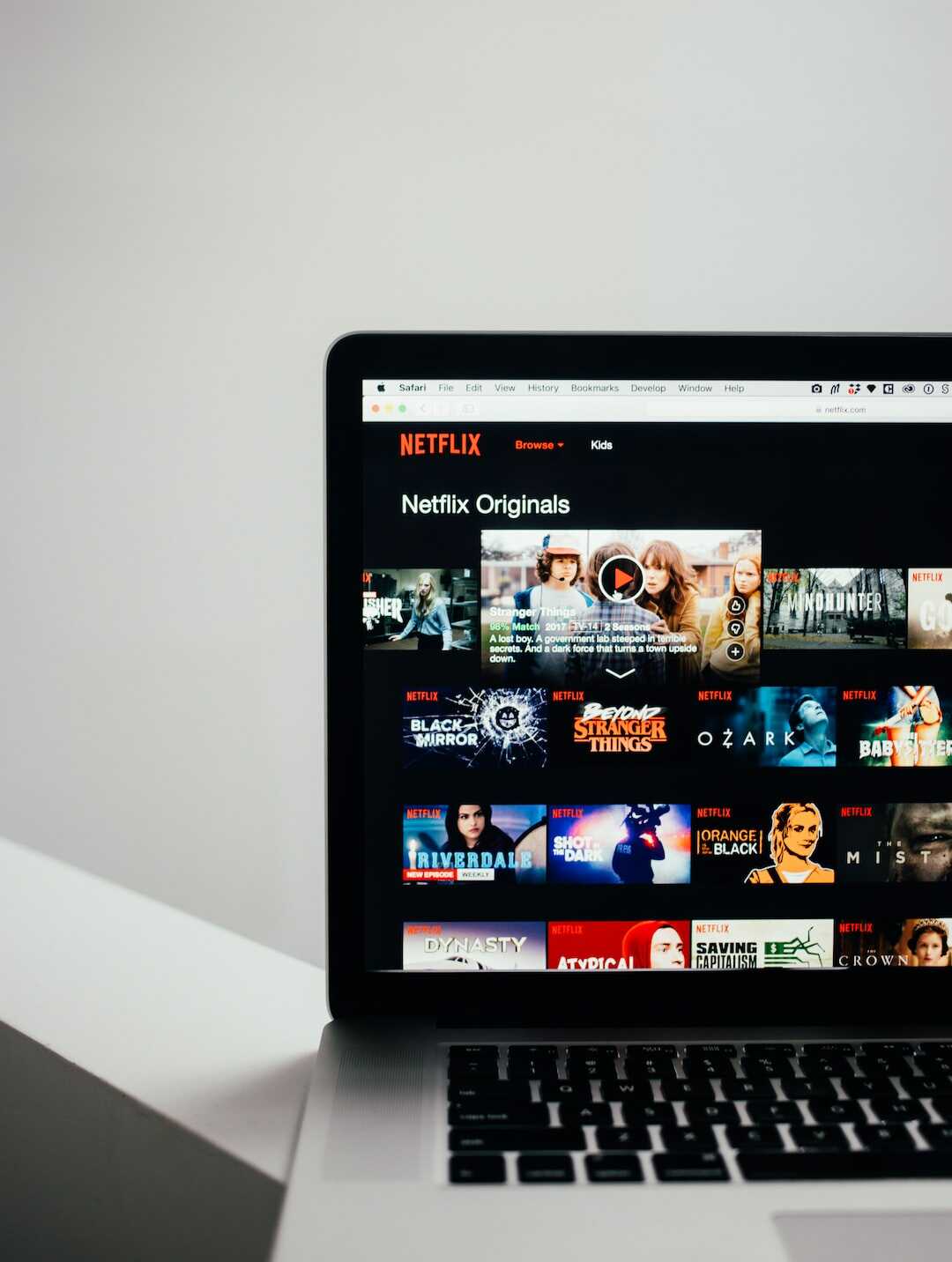 Découvrez la meilleure façon d'accéder à Netflix depuis Tahiti !